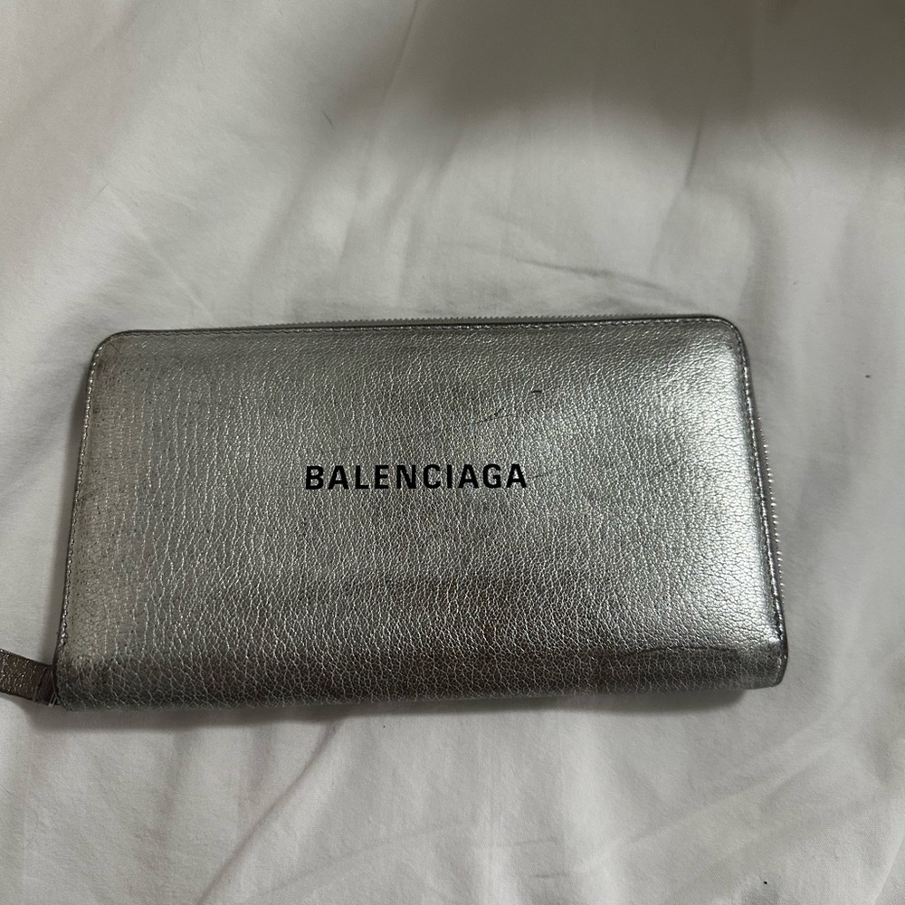Authentic Balenciaga platinum zippy wallet